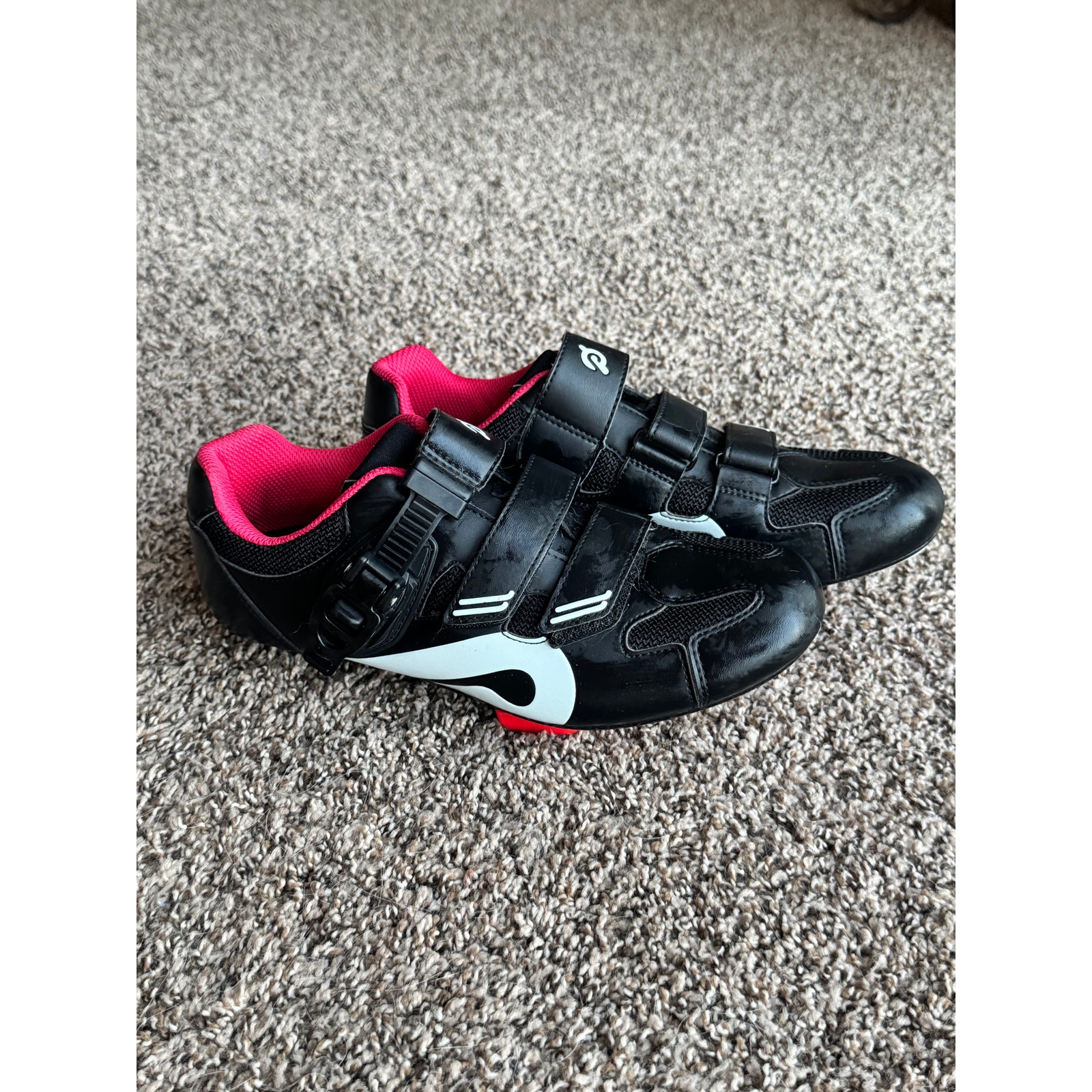 Peloton Cycling Shoes Size 40 (Men’s 7 Women’s 9 Us Size) Indoor Bike Shoes
